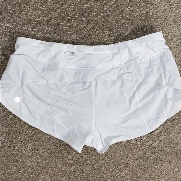 size 10 lululemon speed ups 2.5 inch length - Picture 2 of 4